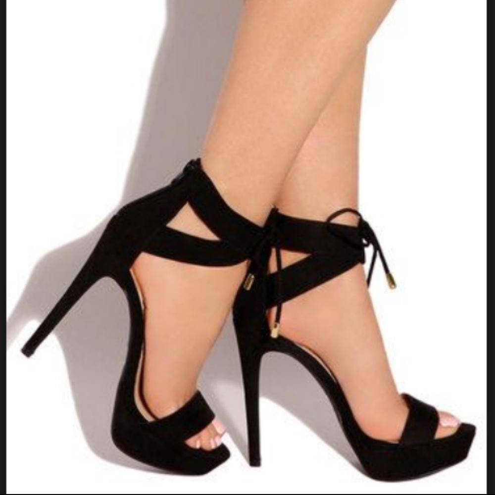 Lolashoetique Hot Disclosure Black Heels